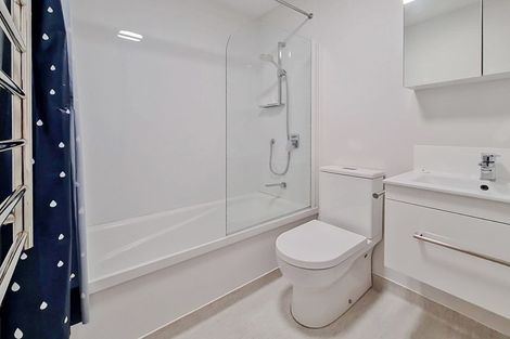 Photo of property in Vedado Apartments, 305/41u Hopper Street, Mount Cook, Wellington, 6011