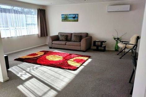 Photo of property in 36 Sylvan Avenue, Waikanae, 5036