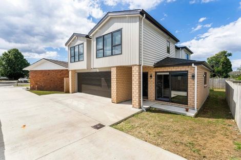 Photo of property in 2/41 Charles Dickens Drive, Mellons Bay, Auckland, 2014