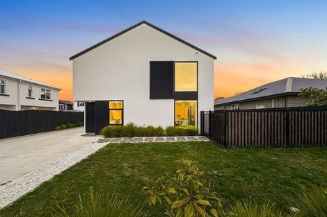Photo of property in 209a Cranford Street, St Albans, Christchurch, 8014