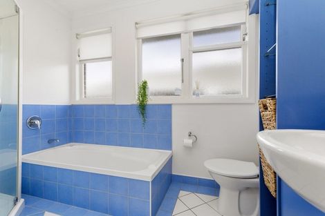 Photo of property in 1a Colin Grove, Hutt Central, Lower Hutt, 5010