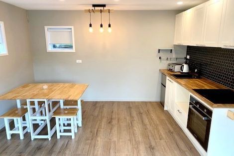 Photo of property in 28 Kokiri Street, Te Atatu South, Auckland, 0610