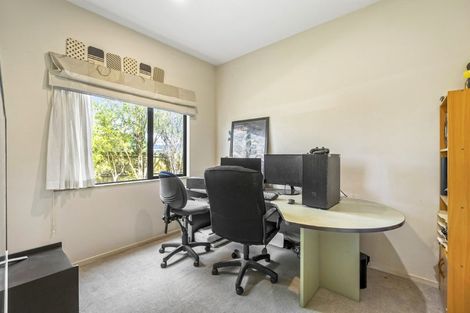 Photo of property in 23 Ballymore Drive, Pinehill, Auckland, 0632