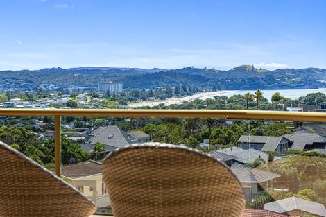 Photo of property in 8 Durness Place, Red Beach, 0932