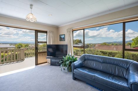 Photo of property in 8 Farnham Drive, Richmond, 7020