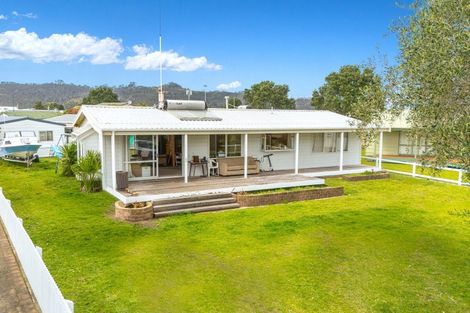 Photo of property in 7 Endeavour Close, Whitianga, 3510