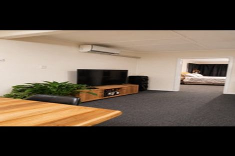 Photo of property in 31 Atiawa Crescent, Waiwhetu, Lower Hutt, 5010