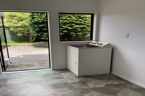 Photo of property in 5 Aintree Grove, Churton Park, Wellington, 6037