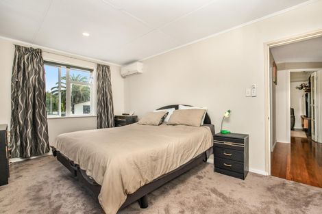 Photo of property in 37 Village Way, Ardmore, Papakura, 2582