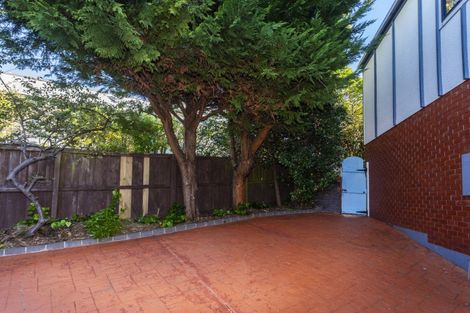 Photo of property in 6 Glendevere Terrace, Redcliffs, Christchurch, 8081
