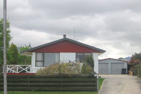 Photo of property in 83 Grace Crescent, Richmond Heights, Taupo, 3330