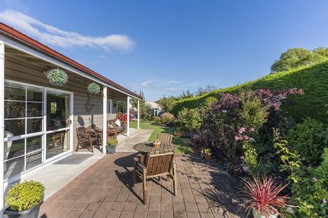 Photo of property in 75 Beach Street, Saint Clair, Dunedin, 9012