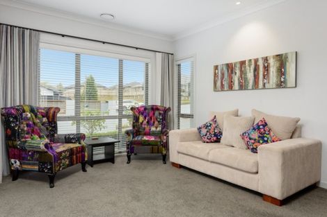Photo of property in 324 Lakes Boulevard, Pyes Pa, Tauranga, 3112