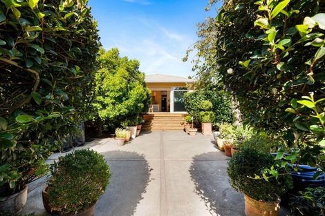 Photo of property in 13 Nelson Crescent, Napier South, Napier, 4110