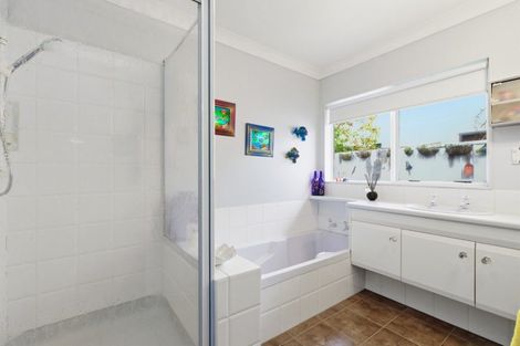 Photo of property in 9 Phoenix Heights, Mount Maunganui, 3116