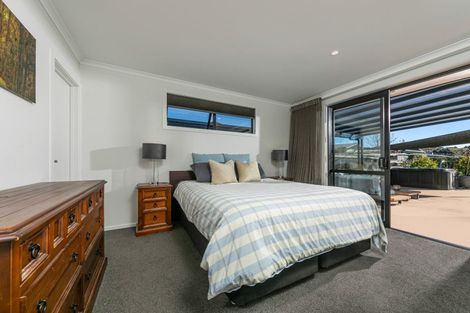 Photo of property in 73 Frye Crescent, Albert Town, Wanaka, 9305