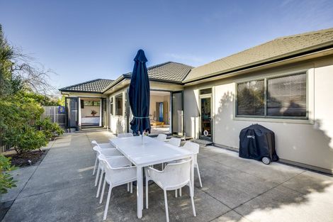 Photo of property in 15a Harpham Street, Taradale, Napier, 4112