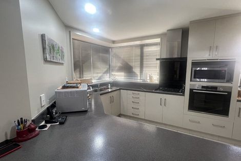 Photo of property in 93 Apsley Drive, Avonhead, Christchurch, 8042