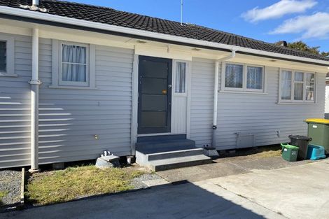 Photo of property in 27 Collins Road, Melville, Hamilton, 3206
