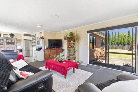 Photo of property in 4 Palmer Court, Paraparaumu, 5032