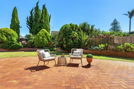 Photo of property in 10 Yarlside Place, Northpark, Auckland, 2013