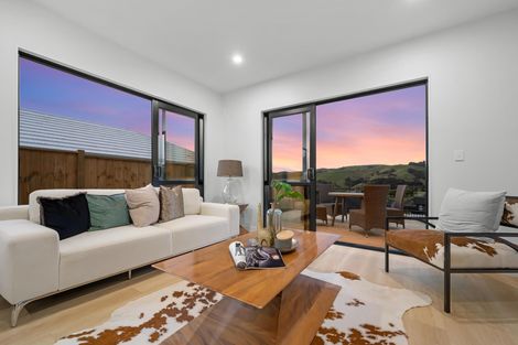 Photo of property in 7 Awa Avenue, Helensville, 0800