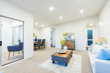 Photo of property in 176 Ti Rakau Drive, Pakuranga Heights, Auckland, 2010