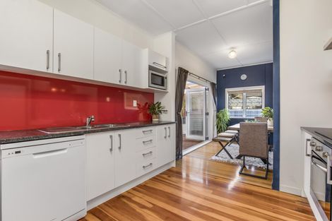 Photo of property in 96 Harris Street, Pukekohe, 2120