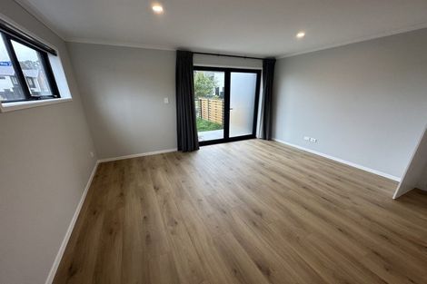 Photo of property in 80 Papatupu Way, Kumeu, 0810