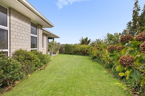 Photo of property in 105 Rowesdale Drive, Ohauiti, Tauranga, 3112