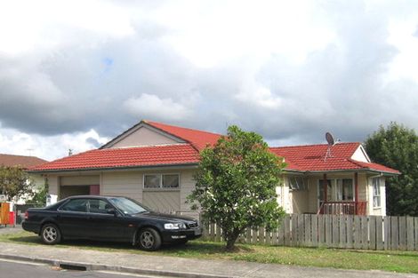 Photo of property in 23 Katrina Place, Massey, Auckland, 0614