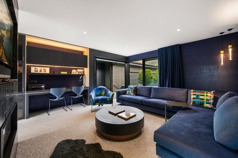 Photo of property in 9 Little Alpha Loop, Wanaka, 9305
