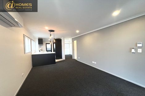 Photo of property in 19a Statesman Street, Henderson, Auckland, 0612