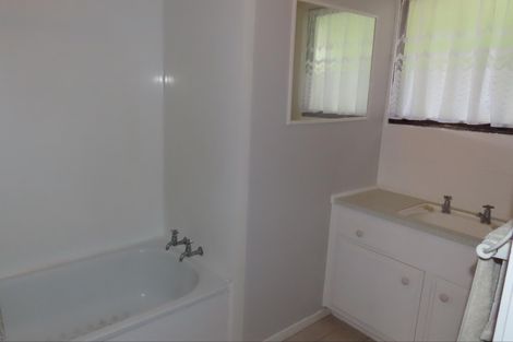 Photo of property in 46 Larne Avenue, Pakuranga Heights, Auckland, 2010