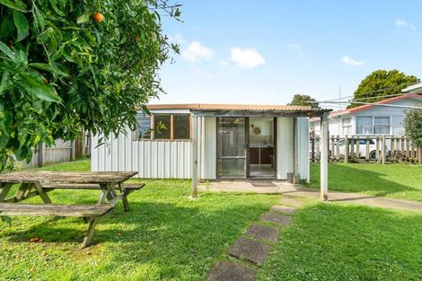 Photo of property in 16 Feasegate Street, Manurewa, Auckland, 2102