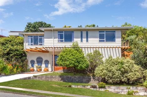 Photo of property in 5 Brora Crescent, Papakowhai, Porirua, 5024