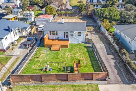 Photo of property in 16 Alberta Road, Glen Avon, New Plymouth, 4312