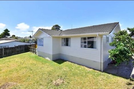 Photo of property in 1/37 John Walker Drive, Manurewa, Auckland, 2102