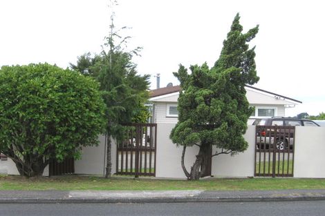 Photo of property in 33 Seaview Road, Glenfield, Auckland, 0629