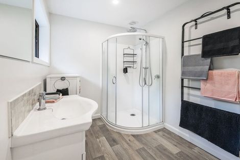 Photo of property in 194 Springs Road, Hornby, Christchurch, 8042