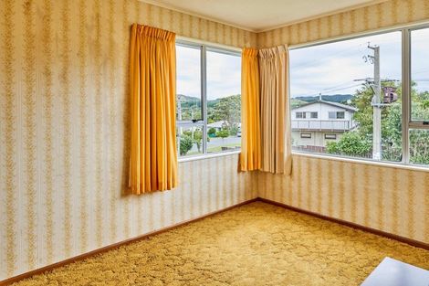Photo of property in 4 Kapekape Place, Pukerua Bay, 5026