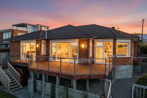 Photo of property in 18 Mandalay Terrace, Khandallah, Wellington, 6035