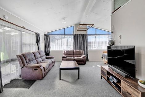 Photo of property in 40 Elliot Street, Inglewood, 4330