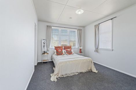Photo of property in 6 Victoria Street, Waitara, 4320