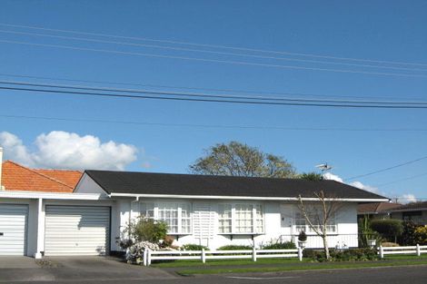 Photo of property in 1b Webster Street, Westown, New Plymouth, 4310