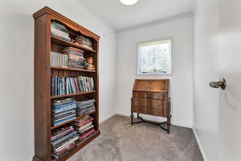 Photo of property in 282 Warea Road, Warea, New Plymouth, 4381