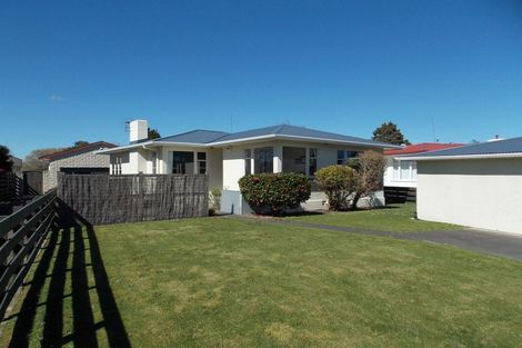 Photo of property in 60 College Street, Awapuni, Palmerston North, 4412
