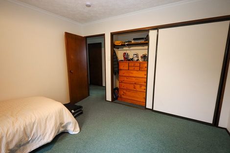 Photo of property in 71 Glenross Street, Glenross, Dunedin, 9011