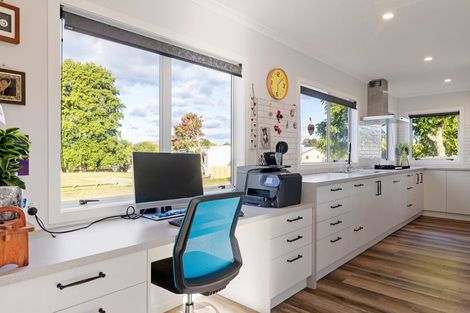 Photo of property in 17 Taksan Place, Pukete, Hamilton, 3200