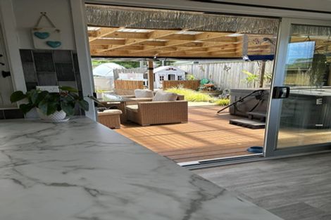 Photo of property in 31 Hutchins Street, Waitara, 4320